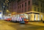трамвай-курва-граффити-8170051.jpeg