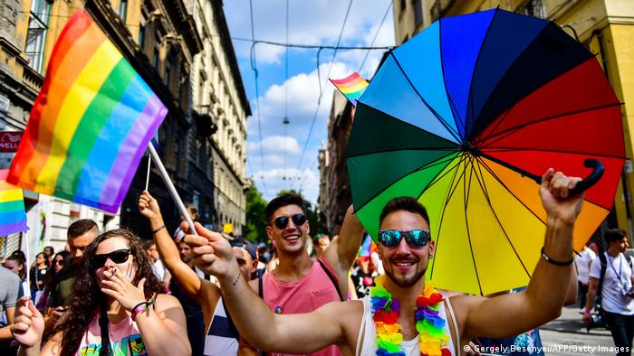 Участники гей-парада в Будапеште, июль 2018 года
